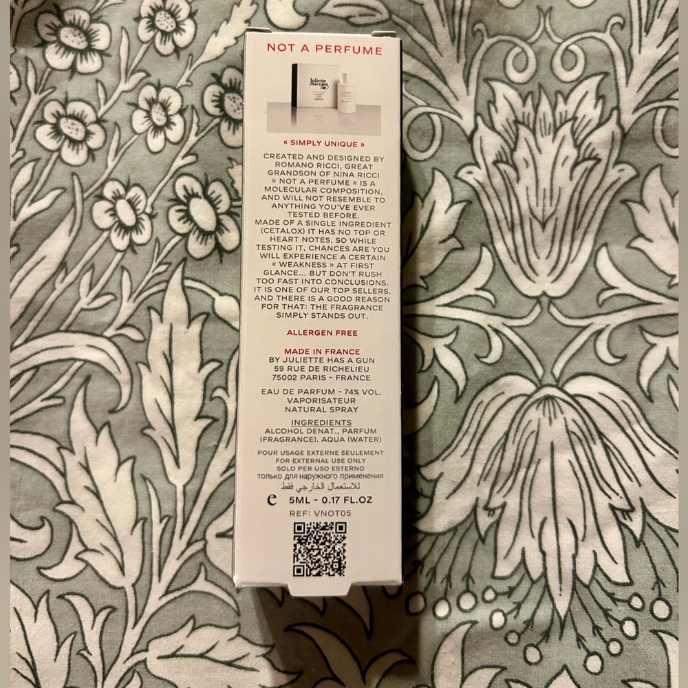 Juliette Has A Gun Not A Perfume 5ml Travel Spray - Picture 3 of 3